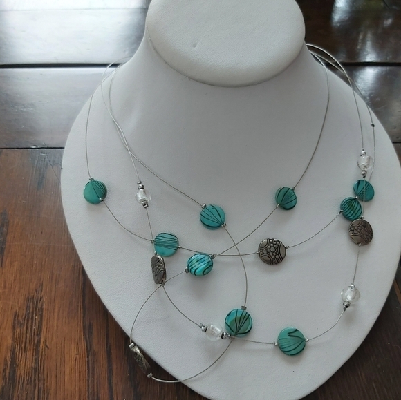 🆕️Beaded necklace//B1 - Picture 3 of 4